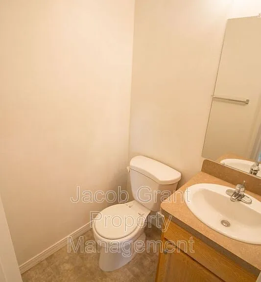 1648 N Stevens Dr #B — Photo 5