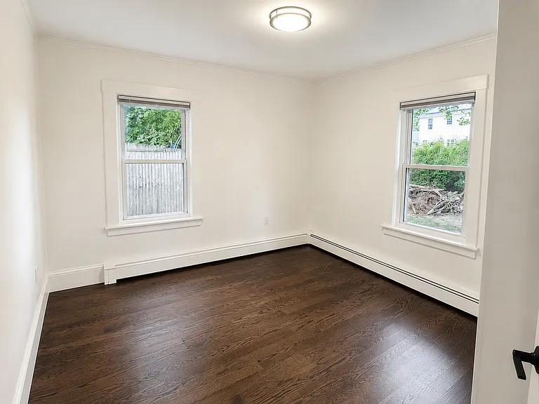 164 Warren Ave #B — Photo 13