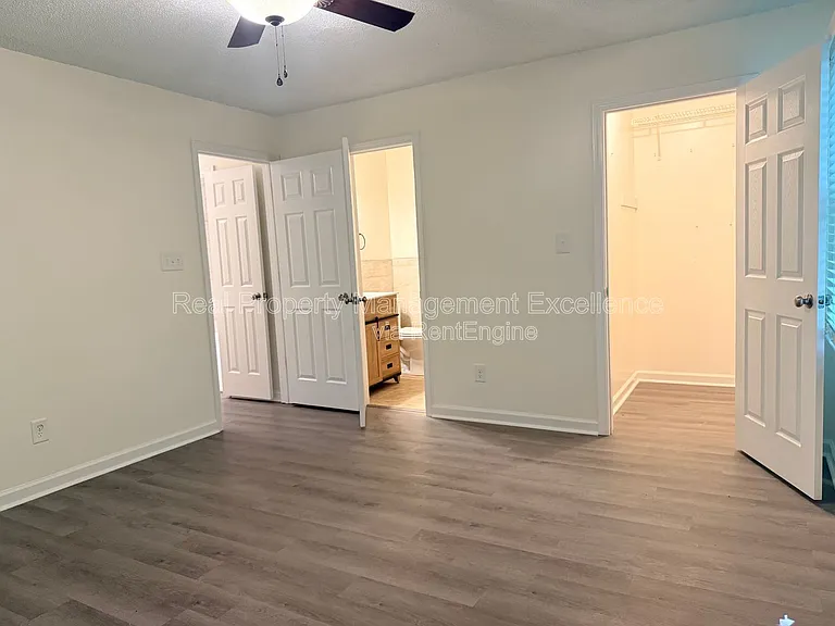1330 Park Glen Dr #104 — Photo 14