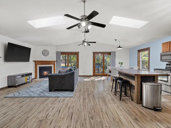 30905 Shady LANE, Waterford, WI 53185