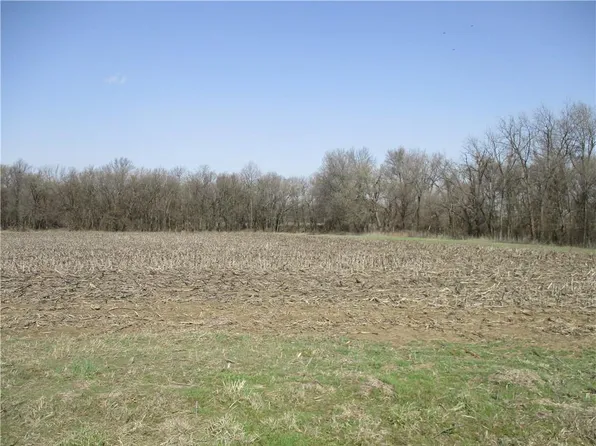 NW Star Valley Rd, Columbus, KS 66725