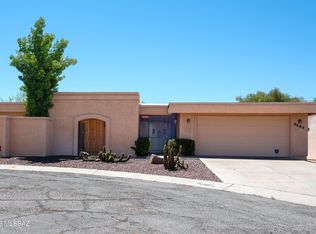 2525 W Crown King Dr, Tucson, AZ 85741