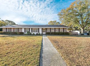 1902 Adrian Rd, Dothan, AL 36303