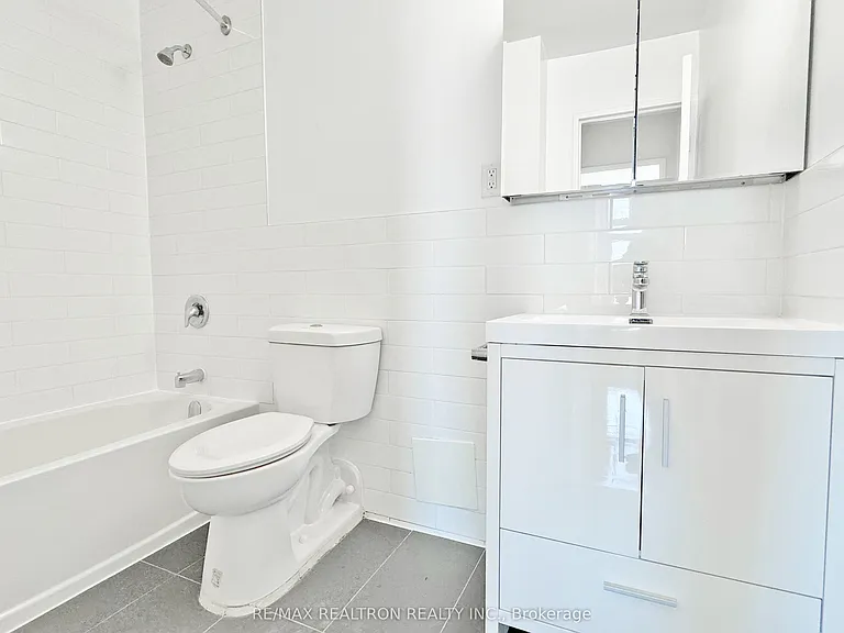 666 Spadina Ave #1810 — Photo 9