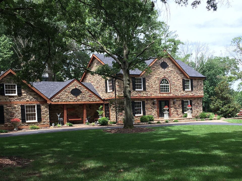 1 Greenbank Drive