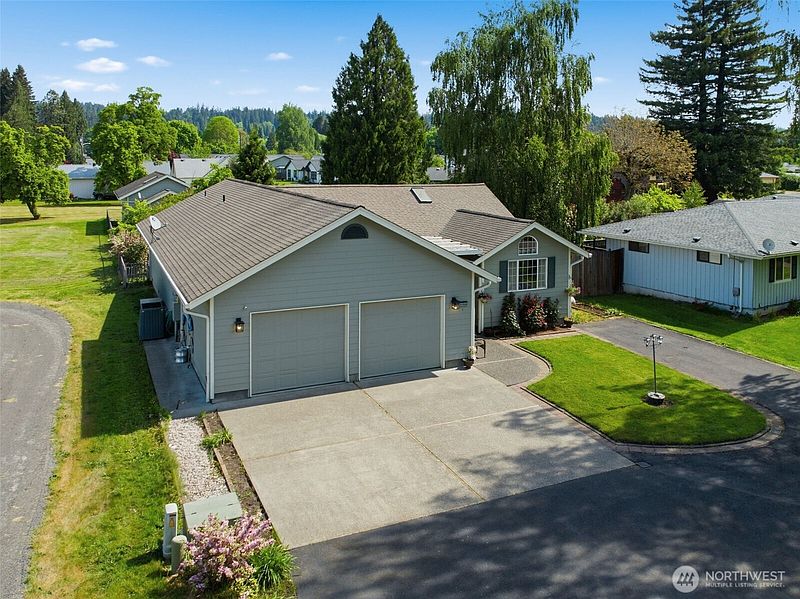 3rd image of 3206 Olympia Way