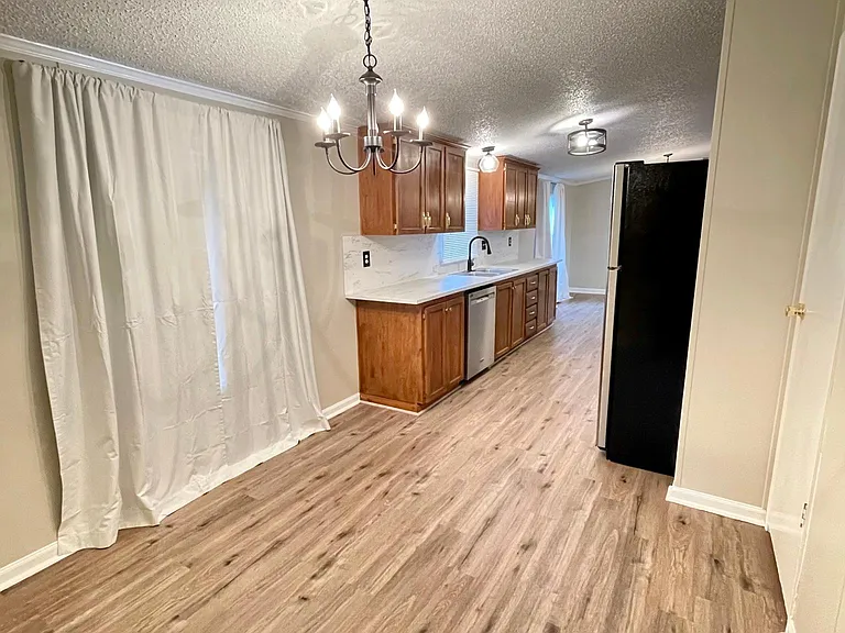 8619 Tall Pines Rd — Photo 11