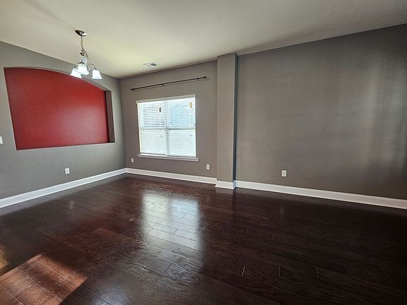 5th image of 117 Bartram St