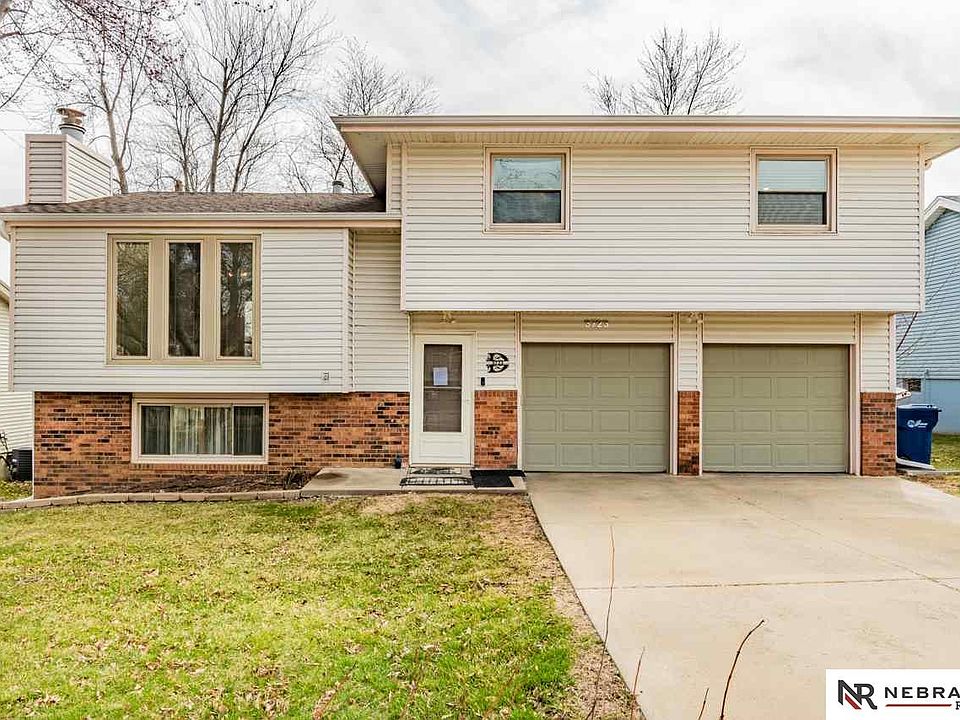 1st image of 3723 Lookingglass Dr
