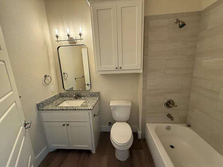 406 Alvarado St — Photo 14