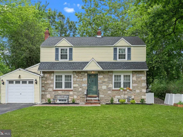 1123 W County Line Rd, Hatboro, PA 19040