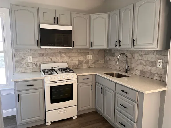 7 Beacon Avenue image 1 of 21