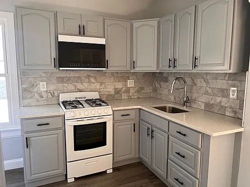 7 Beacon Ave #2 Photo 1