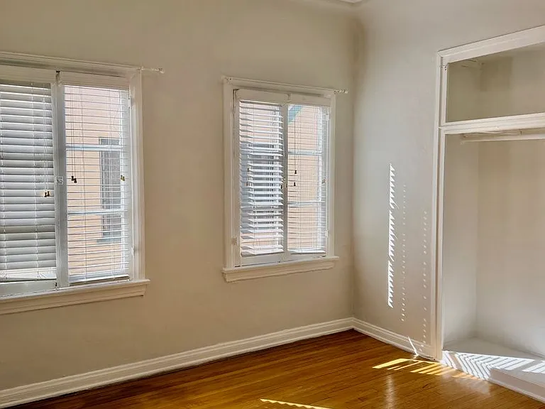 350 N Spaulding Ave — Photo 6