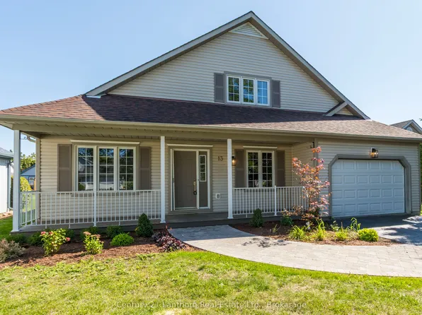 13 Nesbitt Dr, Brighton, ON K0K 1H0
