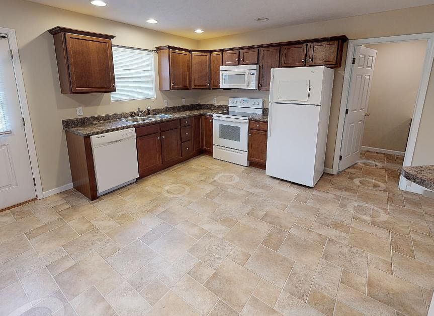 1st image of 214 Wild Rose Ln