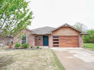 3801 Truman Dr, Norman, OK 73072