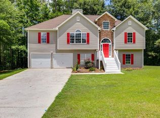 140 Carriage Oaks Dr, Villa Rica, GA 30180