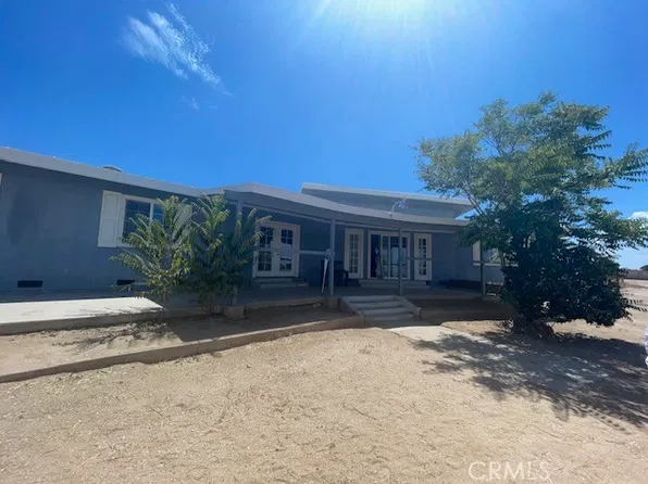 9561 Navajo Rd, Apple Valley, CA 92308