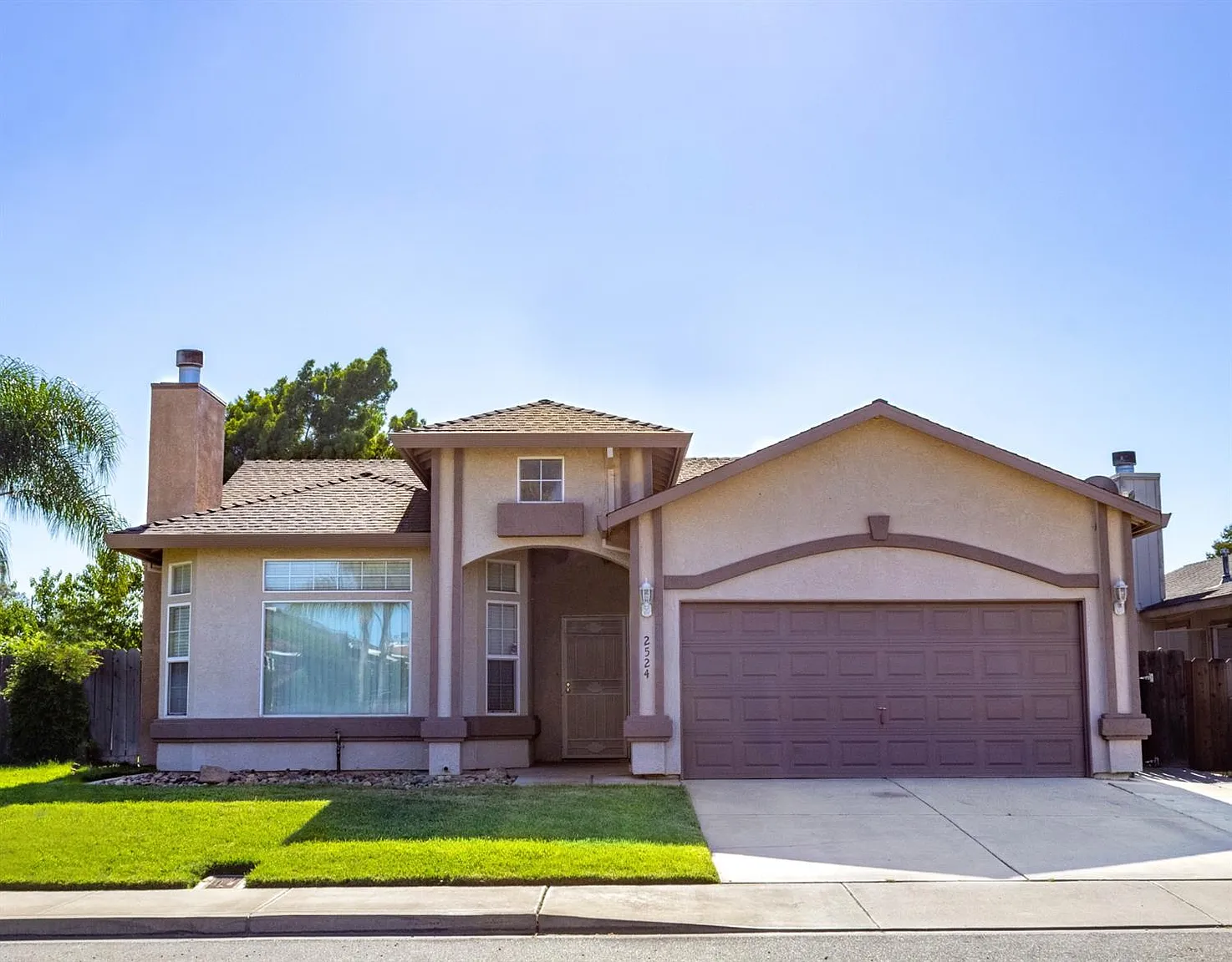 2524 Sunrise Ave photo 1