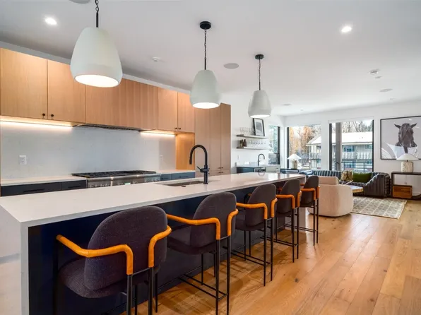 510 8th St, Steamboat Springs, CO 80487