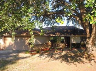 8542 Sunnydale Ln, Lakeland, FL 33809