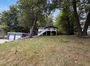 6710 Hopi Rd, Chanhassen, MN 55317