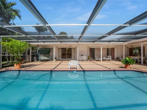 612 N 46th Ave, Hollywood, FL 33021