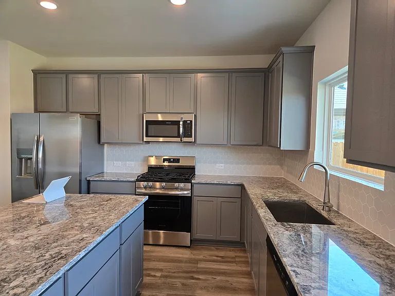 508 Weller Rd — Photo 6