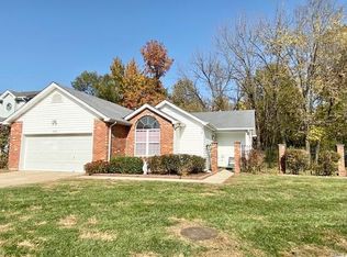 894 Du Pre Ct, Saint Peters, MO 63376