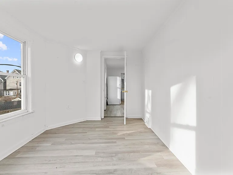 426 Poplar St #2 — Photo 12