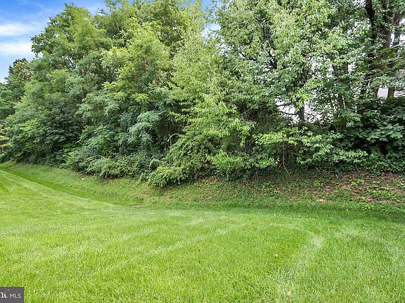 5th image of 5811D Hidden Lake Dr
