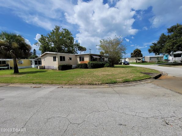 135 Cedar St, Edgewater, FL 32141