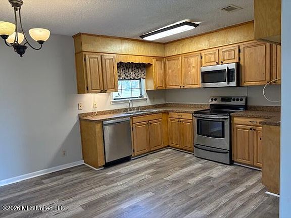 2nd image of 386 Tom Berry Rd