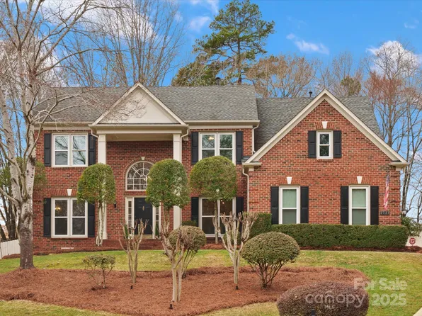 3711 Cheleys Ridge Ln, Charlotte, NC 28270