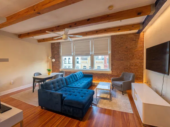 50 Barnard St APT 304, Savannah, GA 31401