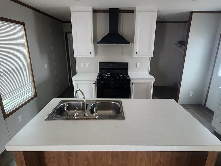 Meadowlark MHC LLC - Rent to Own — Photo 8