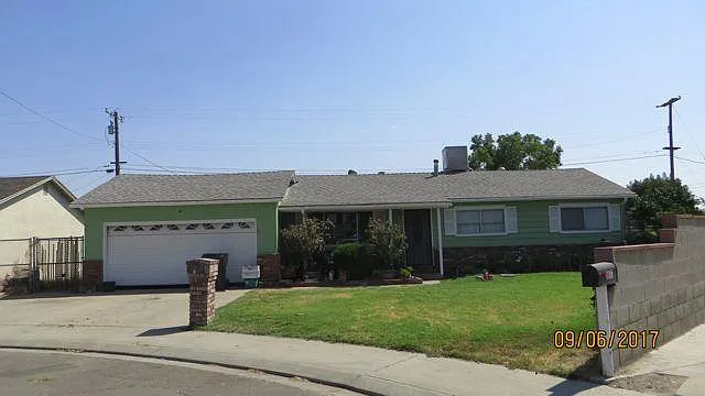 1013 Avon Ct photo 1