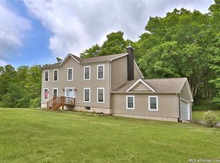 20 Kapetanakis Ln, Stone Ridge, NY 12484