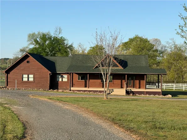 379 Cottage Creek Ln, Bee Branch, AR 72013