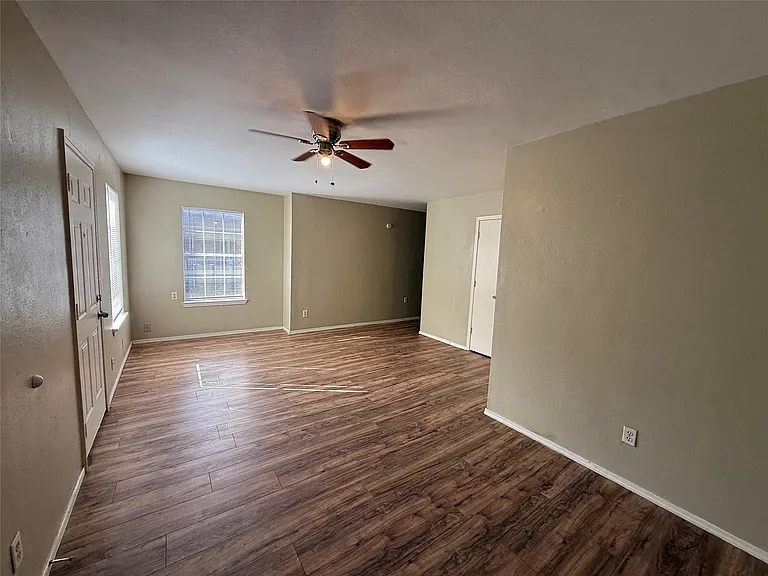 4714 Oleander St #D — Photo 2