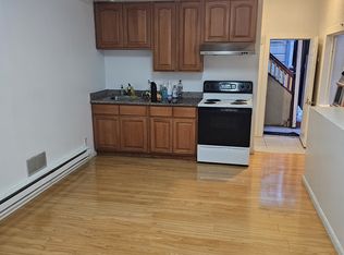 1221 Divisadero St #B, San Francisco, CA 94115