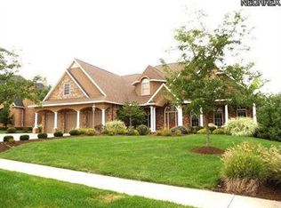 3428 Chadwick Dr, Uniontown, OH 44685