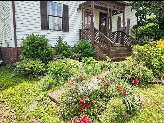 2nd image of 3253 Anderson Rd