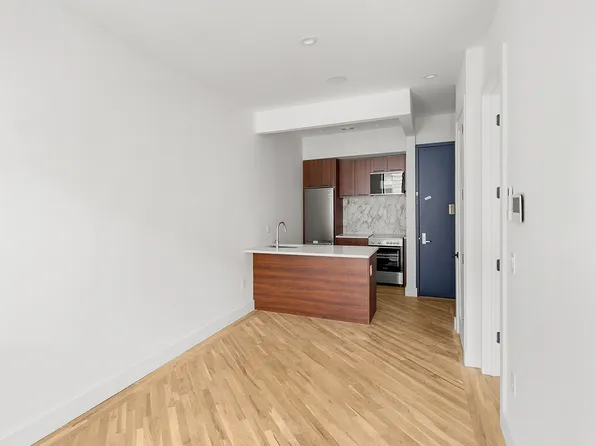 1106 Gates Avenue image 1 of 5