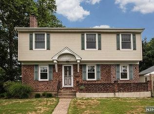 50 Ranger Rd, Dumont, NJ 07628