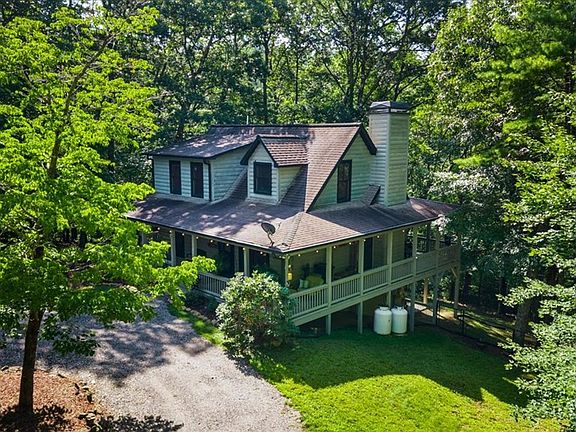 2nd image of 808 Granite Dr