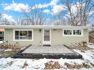 2037 Lakeview Dr, Brooklyn, MI, 49230