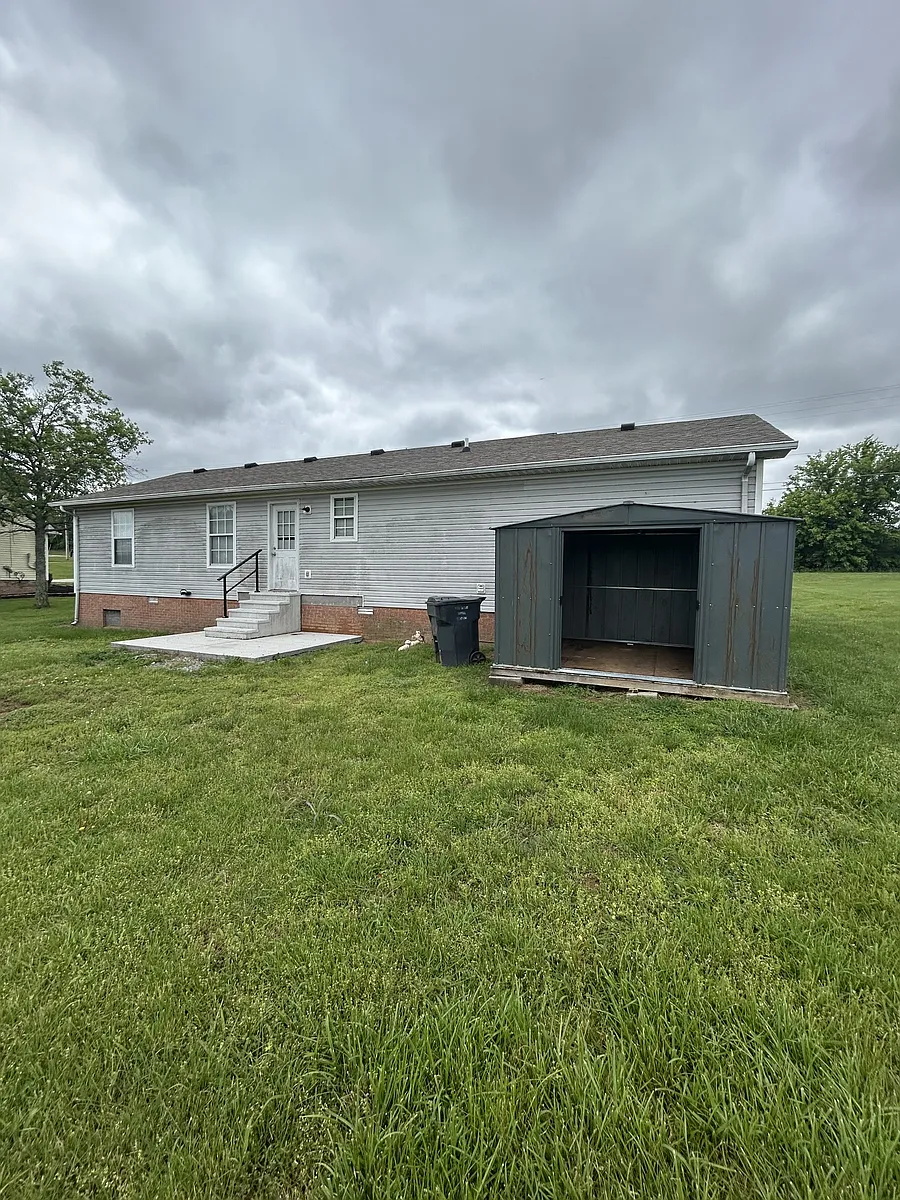 Building Photo - 2034 Carneal Ln