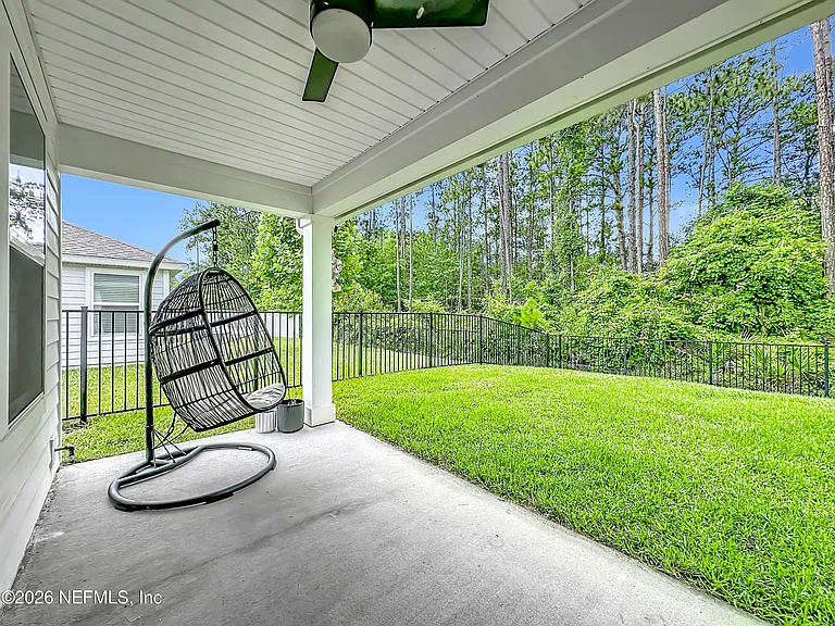 826 Flach Dr — Photo 26